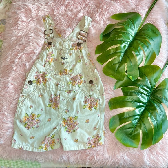 OshKosh B'gosh Other - Oshkosh B’gosh Pink & Orange Floral Vestbak Shorts Overalls Sz 3T Cottage Core